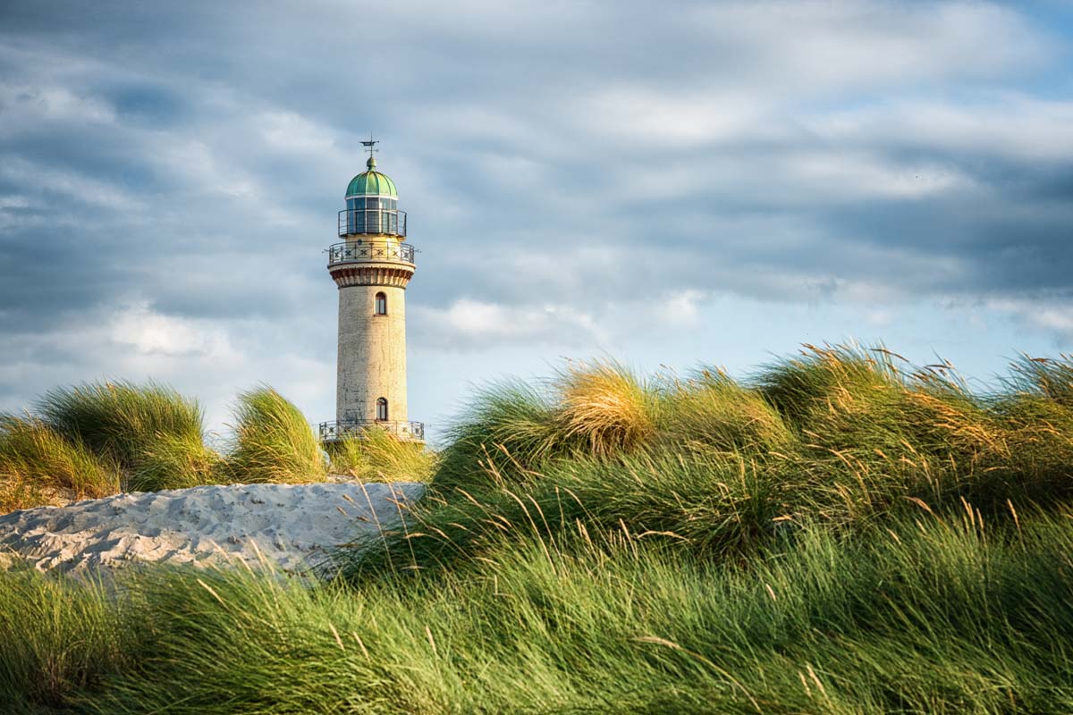 leuchtturm-warnemuende